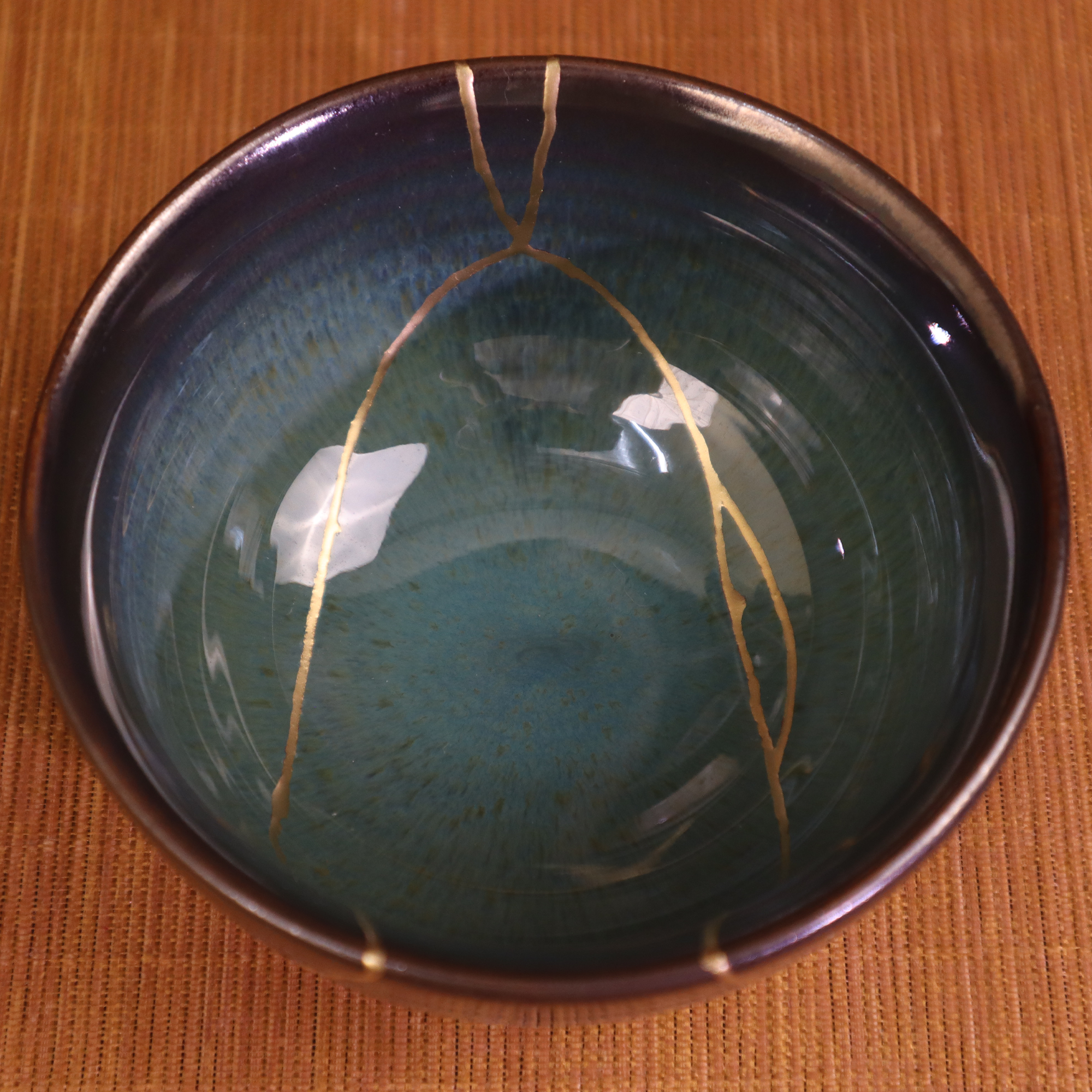 Hikari Harmony Kintsugi Emerald Ceramic Bowl | Wabi-Sabi Artistic Emerald Kintsugi Ceramic Bowl (4.33 x 2.36 inches)