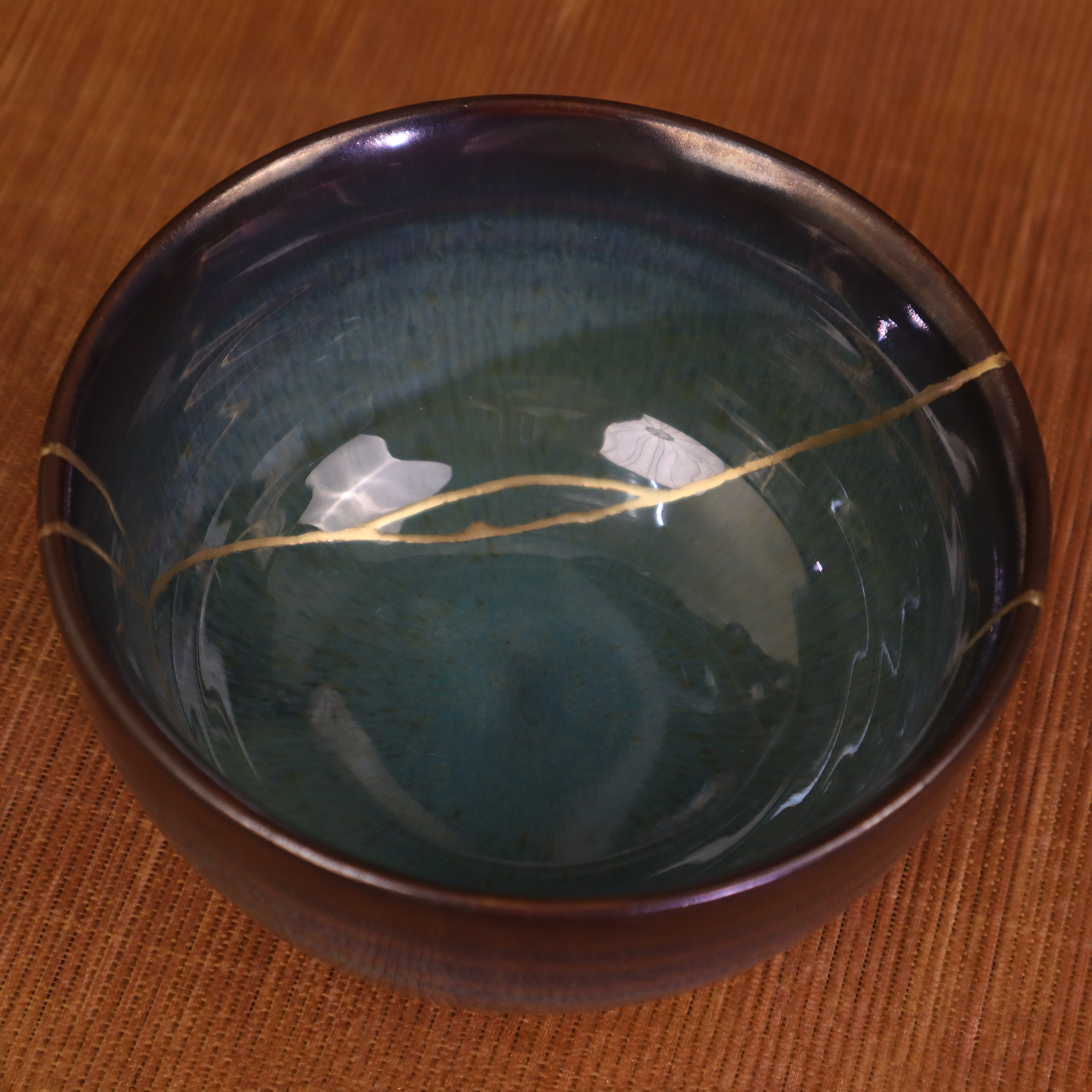 Hikari Harmony Kintsugi Emerald Ceramic Bowl | Wabi-Sabi Artistic Emerald Kintsugi Ceramic Bowl (4.33 x 2.36 inches)