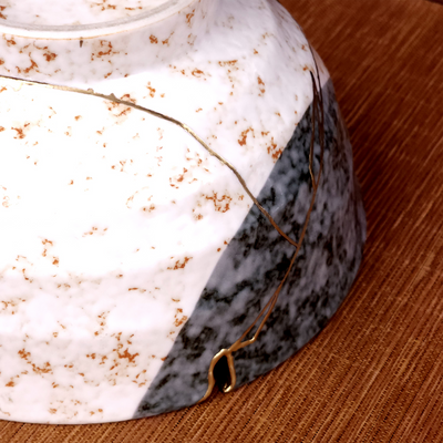 Cloud Mist Kintsugi Bowl - Handcrafted Stone-Flecked Decorative Bowl (17 x 9 cm)
