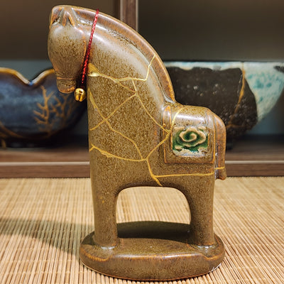Brown Kintsugi Horse Figurine, Handmade Ceramic Art | Hand-Restored Brown Ceramic Horse, Wabi-Sabi Decor & Meaningful Gift
