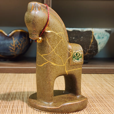 Brown Kintsugi Horse Figurine, Handmade Ceramic Art | Hand-Restored Brown Ceramic Horse, Wabi-Sabi Decor & Meaningful Gift