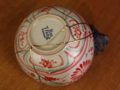 Kintsugi Chrysanthemum Bowl | Hand-Painted Red Floral Bat Trang Ceramic | Wabi-Sabi Crackle Glaze Tea Bowl (11x6cm)
