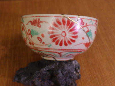 Kintsugi Chrysanthemum Bowl | Hand-Painted Red Floral Bat Trang Ceramic | Wabi-Sabi Crackle Glaze Tea Bowl (11x6cm)