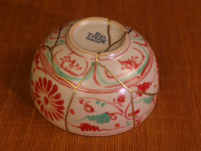 Kintsugi Chrysanthemum Bowl | Hand-Painted Red Floral Bat Trang Ceramic | Wabi-Sabi Crackle Glaze Tea Bowl (11x6cm)